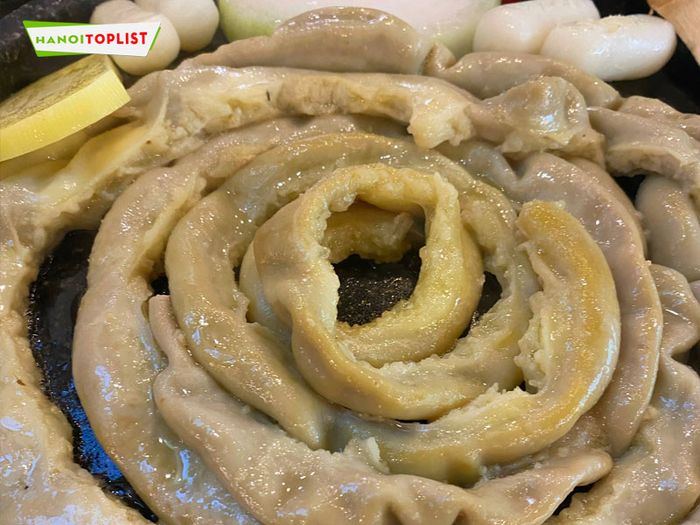 gobchang-nha-hang-chuyen-long-nuong-ha-noi-Tripi