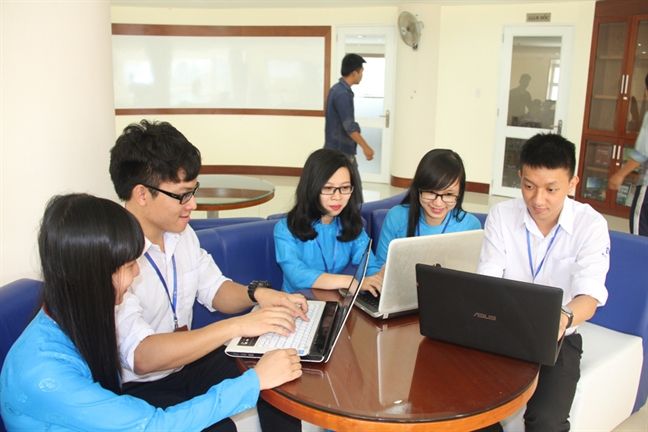 Trường Đại học Ngân hàng TP. HCM hình ảnh 2