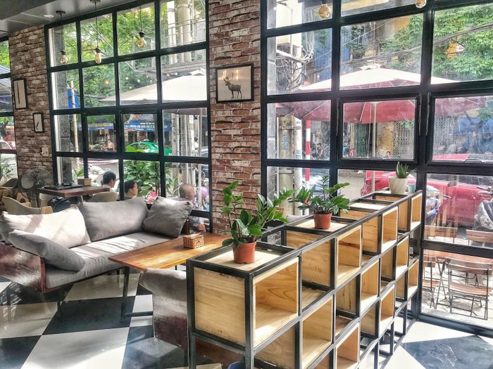 Hình ảnh Classe Coffee n Books: Góc thư giãn đầy chất thơ