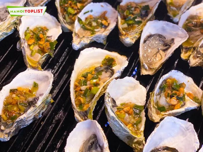 buffet-cuu-van-long-premium-Mytour