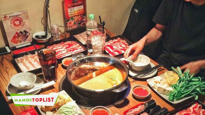 Hotpot Story – Địa điểm lý tưởng cho những ai yêu thích sự đa dạng trong ẩm thực lẩu và món ăn nhẹ. Với thực đơn phong phú và đa dạng, thực khách sẽ luôn cảm thấy hài lòng khi đến đây.