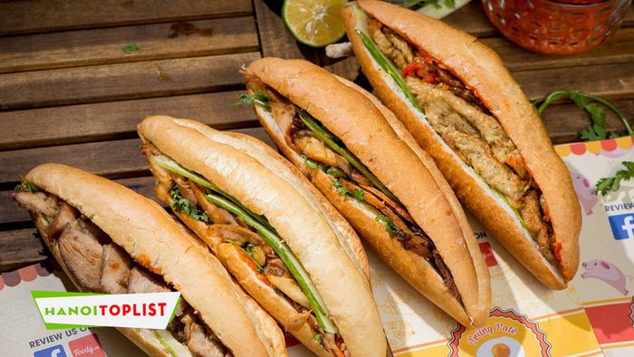 Bami Bread – Địa chỉ bánh mì nổi tiếng tại phố Trần Hưng Đạo, Hà Nội, nơi bạn có thể thưởng thức những ổ bánh mì đầy hấp dẫn, mang đậm hương vị đặc trưng của ẩm thực Việt.