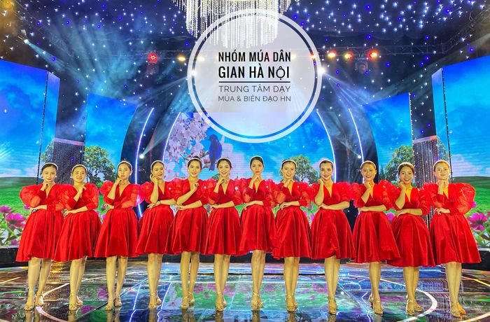 Bộ sưu tập trang phục đa dạng tại Hà Lê - Ảnh 3