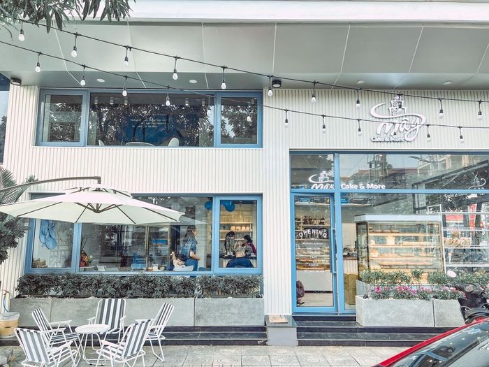 Những góc check-in đầy nghệ thuật và bánh ngọt tại Mây Cake & More