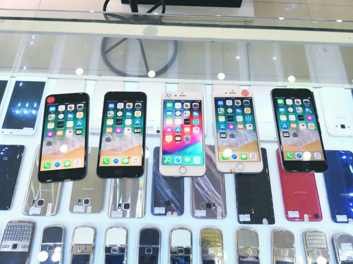 Phương Linh Mobile ảnh 2 - Hình ảnh sống động về quy trình làm việc chuyên nghiệp