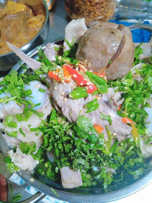 Quán Chà Bá – Nơi bạn sẽ tìm thấy sự kết hợp hoàn hảo giữa hương vị và không gian ấm cúng.