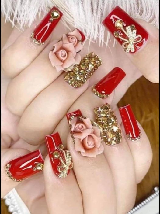 Spa Nail Mi H&Q ảnh 2 - Nơi nghệ thuật chăm sóc móng được nâng tầm thành những tác phẩm sống động.