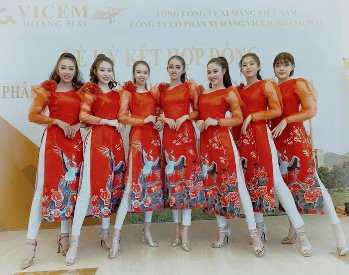 Những thiết kế độc bản ấn tượng tại Đặng Thu Hà - Ảnh 3