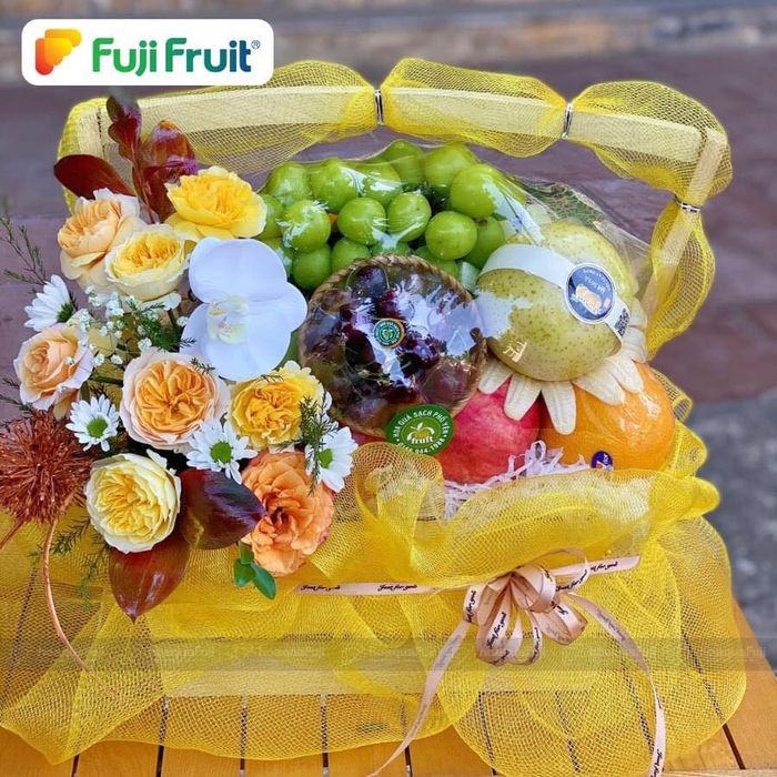 Không gian mua sắm sang trọng tại Fuji - Ảnh 1