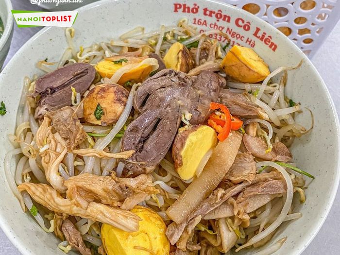 kham-pha-pho-tron-co-lien-ha-noi-Mytour