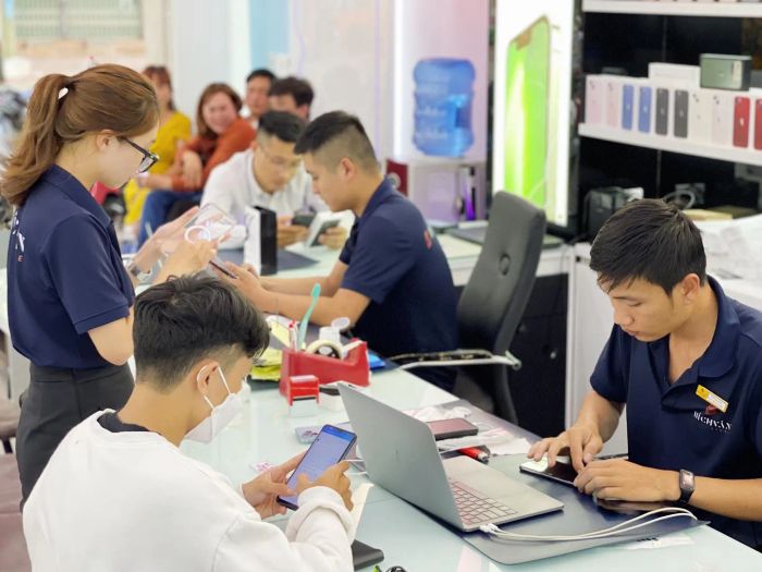 Bích Vân Store ảnh 1 - Không gian trưng bày sản phẩm sang trọng
