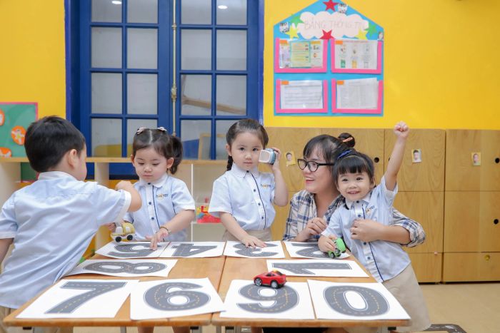 Góc vui chơi ngoài trời tại Mầm non Song Ngữ Hooray