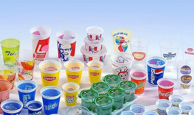Ly nhựa sản xuất tại Công ty TNHH nhựa Tân Hiệp Hưng