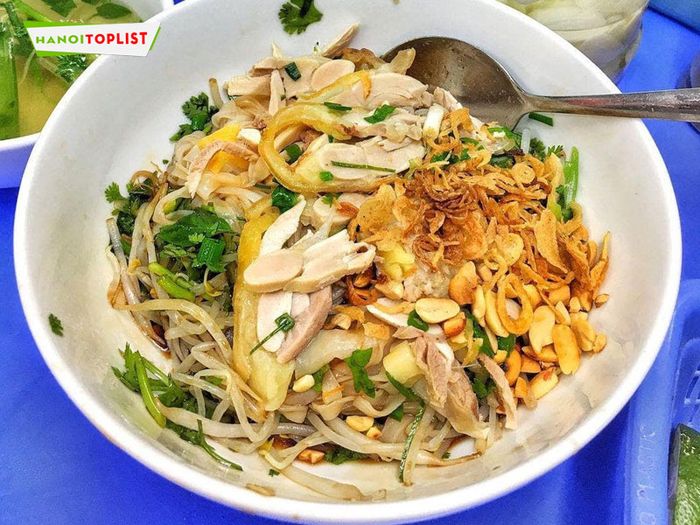 trai-nghiem-pho-ga-nguyet-doc-dao-Mytour
