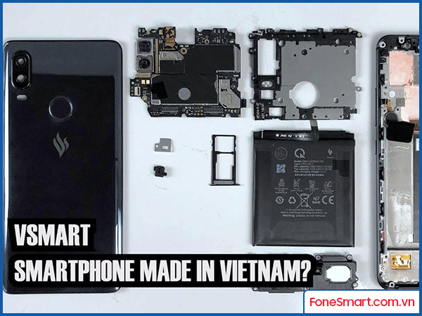 Hình ảnh đội ngũ kỹ thuật viên tận tâm tại FoneSmart