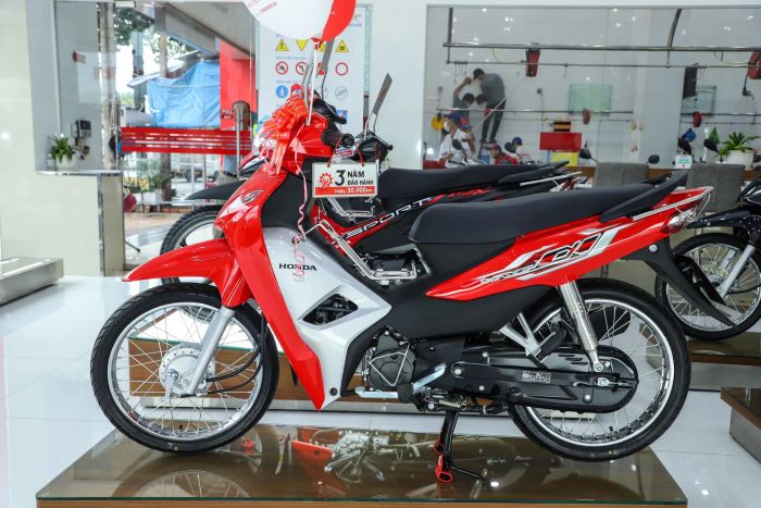 Bộ sưu tập xe phong phú tại HEAD Tân Thành