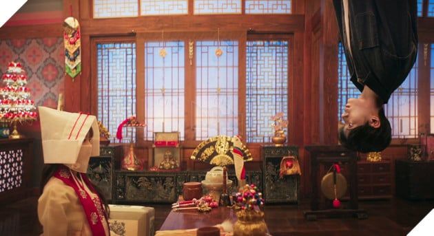 Lần đầu tiên Seong Ah và Gyeon U gặp gỡ.