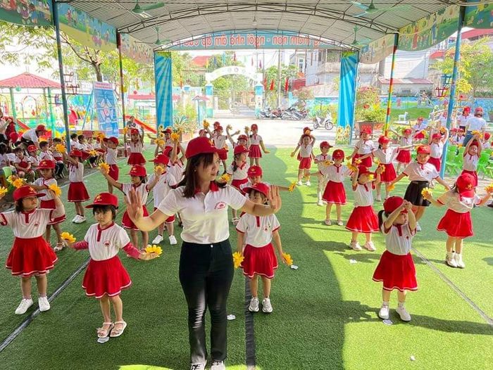 Hình ảnh Trường Mầm non Liên Cơ - Sân chơi sáng tạo đầy màu sắc
