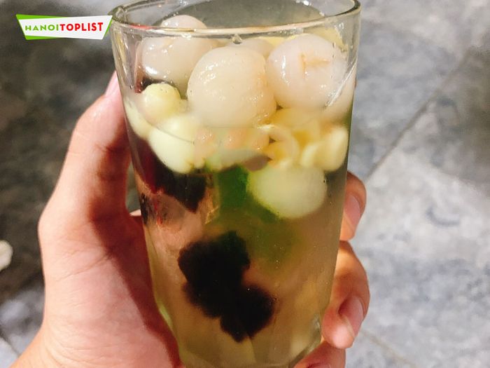 nha-khoai-tao-pho-trung-kem-hoan-kiem-Mytour
