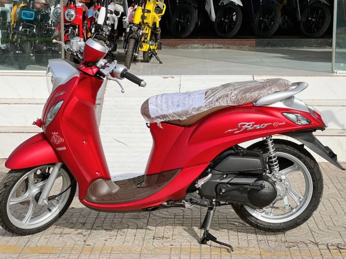 Không gian trưng bày ấn tượng tại Xe Máy Đức Tân