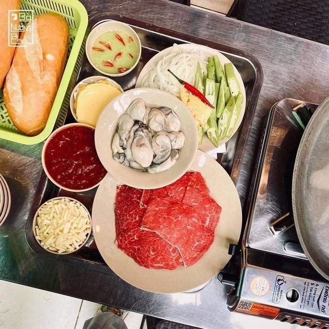 Bò Nướng Phố - Nét tinh hoa ẩm thực từ những miếng thịt bò vàng ươm