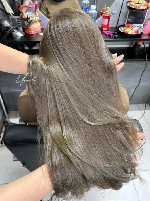 Hình ảnh thực tế không gian sang trọng tại Salon Tóc Phái Đẹp