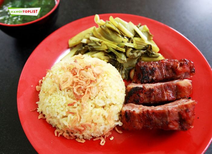 top-10-quan-an-trua-ha-noi-hut-khach-va-ngon-nhat-1