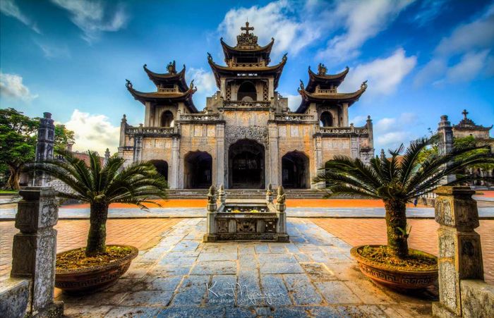 Nhà thờ đá Phát Diệm hình ảnh 1