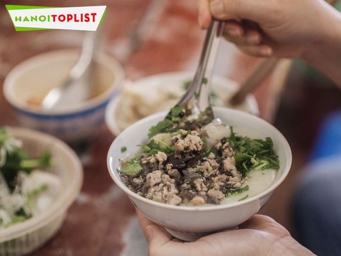 banh-gio-banh-duc-do-an-vat-doi-can-Tripi