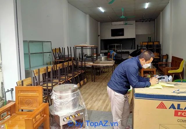 Chợ đồ cũ Thưởng Thưởng là điểm đến không thể bỏ qua nếu bạn đang tìm kiếm các sản phẩm thanh lý chất lượng tại Hà Nội, với uy tín đã được khẳng định qua nhiều năm hoạt động.