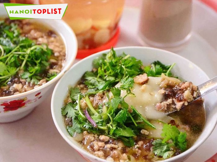 banh-duc-nong-tao-pho-hong-kong-Tripi