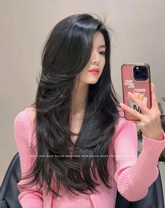 Không gian hiện đại và dịch vụ chuyên nghiệp tại Nhật Hào Hair Salon