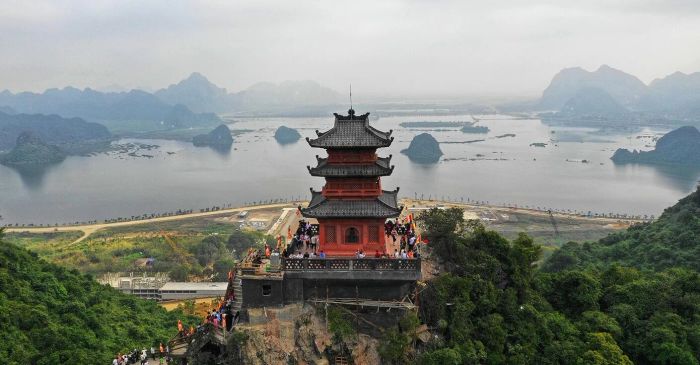 Hình ảnh bên trong động Hương Tích - nơi được mệnh danh là 'Nam thiên đệ nhất động'