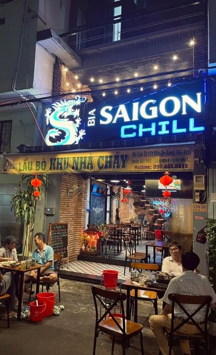 Lẩu bò Khu Nhà Cháy - Một thương hiệu lẩu bò quen thuộc tại Quận 4, nổi bật với chất lượng lẩu tuyệt vời và giá cả hợp lý.