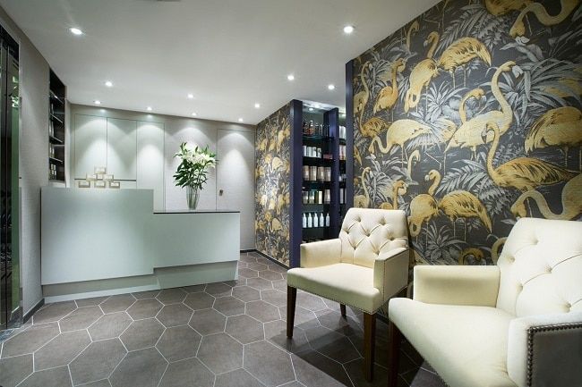 Glow Spa được vinh danh là một trong Top 10 spa hàng đầu tại Quận 1, TP. Hồ Chí Minh, với những dịch vụ làm đẹp đẳng cấp.