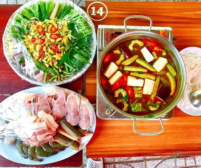 Khoảnh khắc bình yên giữa miệt vườn Ông Đề