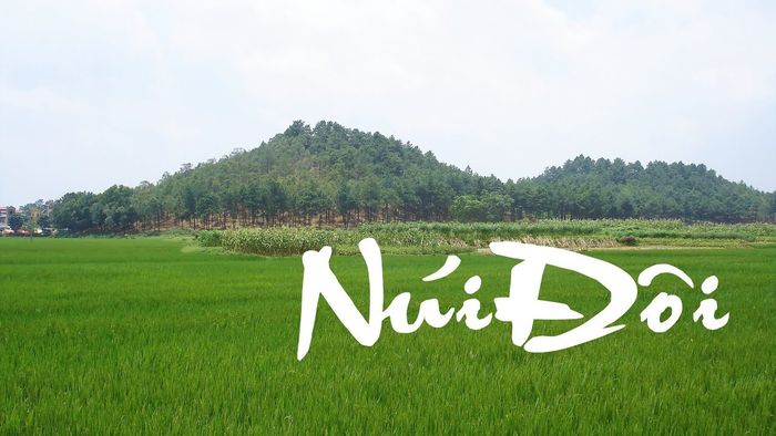 Hình ảnh Núi Đôi 1