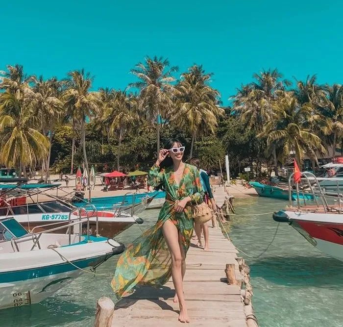 Hòn Móng Tay - Bãi biển thiên đường với cát trắng nước trong