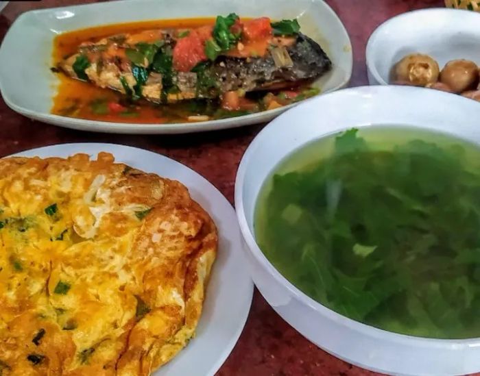 Không gian ấm cúng tại Nhà Hàng Trung Thành qua góc nhìn nghệ thuật