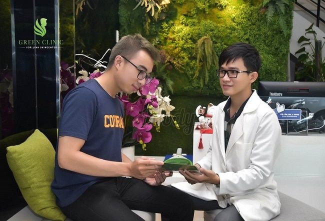 Green Clinic là một trong những spa hàng đầu tại Quận 1, TP. Hồ Chí Minh, nổi bật với chất lượng dịch vụ tuyệt vời và hiệu quả chăm sóc sắc đẹp vượt trội.