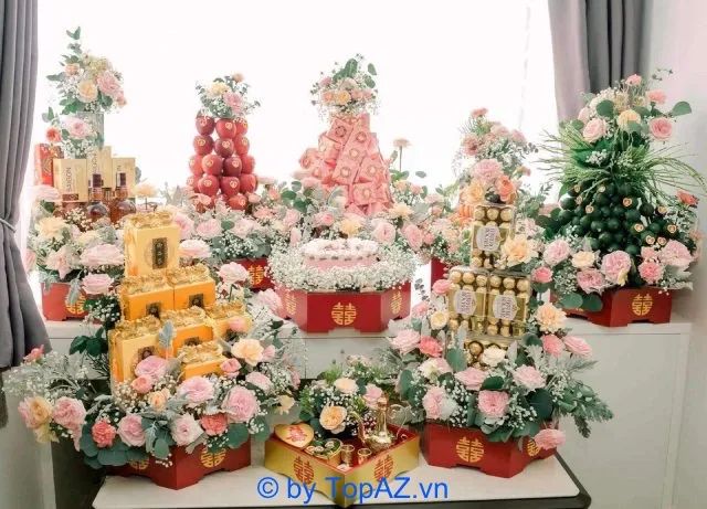 Với bề dày kinh nghiệm trong lĩnh vực cưới hỏi, Cô Tâm Sài Gòn tự hào mang đến những bộ mâm quả truyền thống kết hợp nét hiện đại, đáp ứng mọi yêu cầu khắt khe của khách hàng.