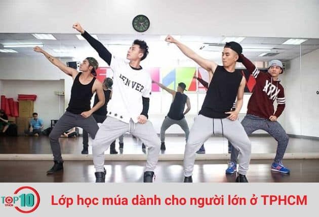 Lớp Học Nhảy Chuyên Nghiệp Tại Crowbar Academy