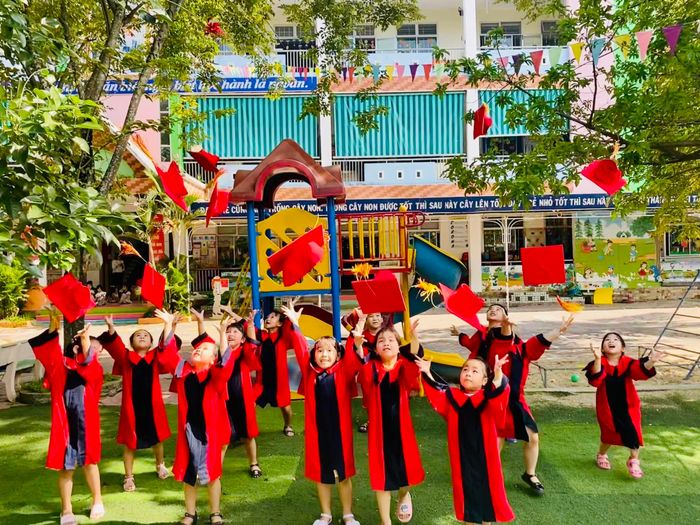 Khám phá không gian học tập đầy sắc màu tại Trường Mầm non Hoa Hồng - Nơi mỗi góc nhỏ đều là bài học vui nhộn