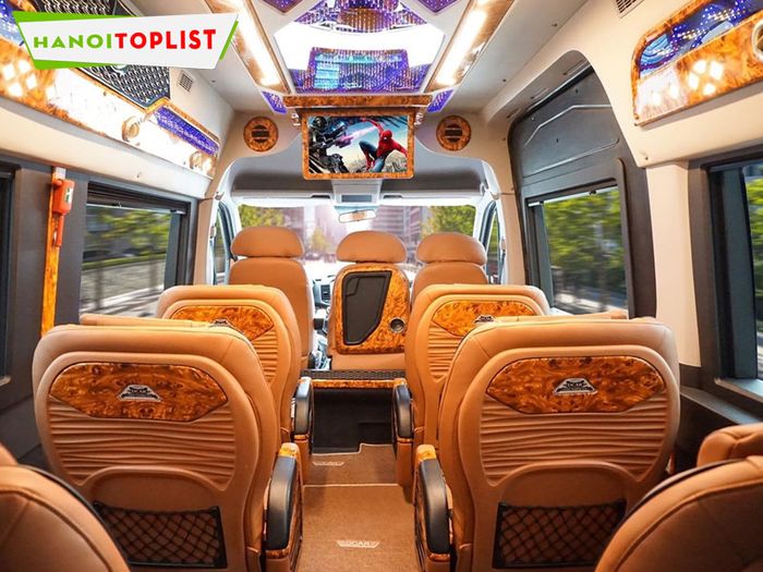 tam-duan-phat-xe-limousine-ha-noi-nam-dinh-hai-hau-chat-luong-Tripi