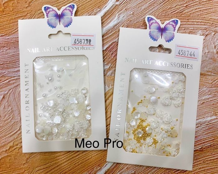 Không gian trưng bày phụ kiện nail đầy cảm hứng tại Thuỳ Nail