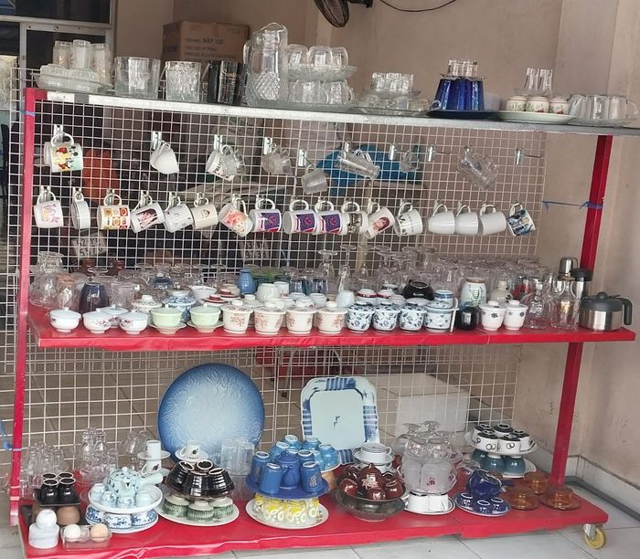 Cửa hàng Gốm Sứ Xuân Trang – Một không gian đầy cảm hứng cho những tín đồ gốm sứ