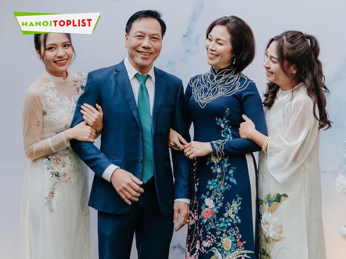 ao-dai-thu-lieu-chuyen-may-ao-dai-ha-noi-uy-tin-Tripi