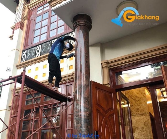 Dịch vụ vệ sinh văn phòng tại TPHCM