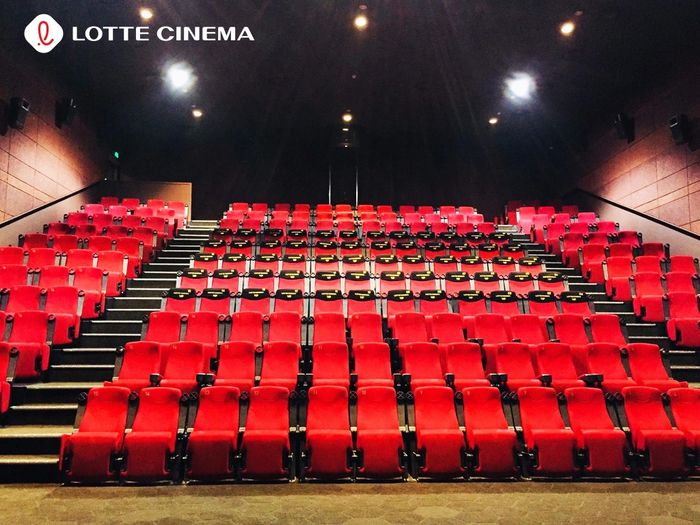 Sảnh chờ sang trọng tại Lotte Cinema Nha Trang Trần Phú (Ảnh 3)