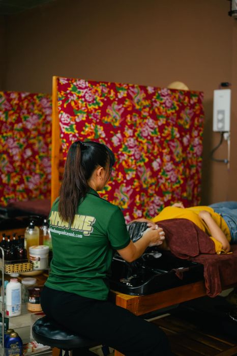 Không gian ấm cúng đậm chất hoài niệm tại Tiệm Gội Đầu Nhà Mẹ